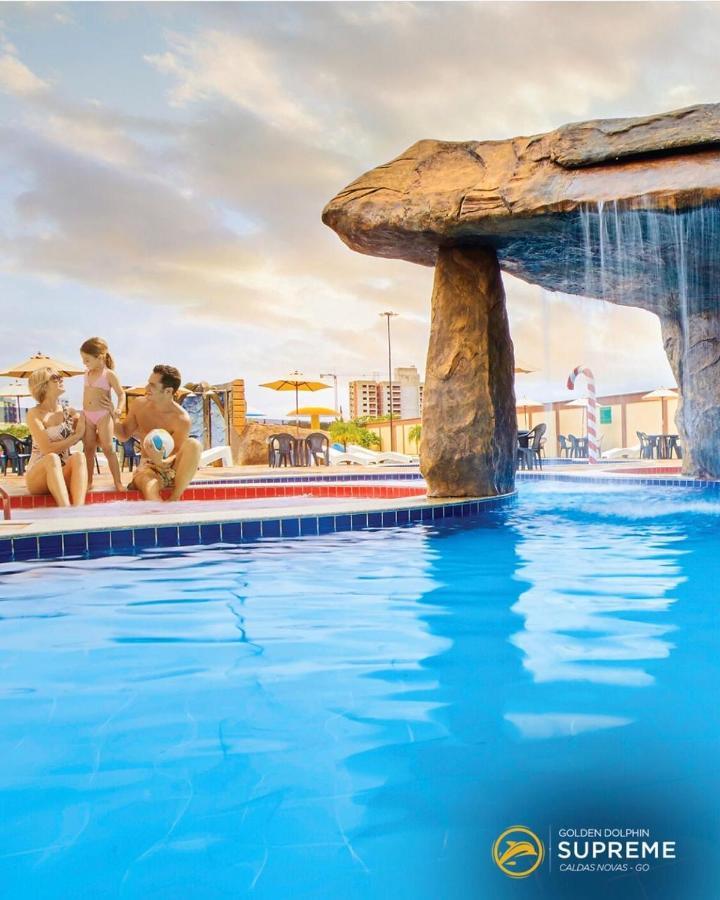 Golden Dolphin Apart otel Caldas Novas Dış mekan fotoğraf